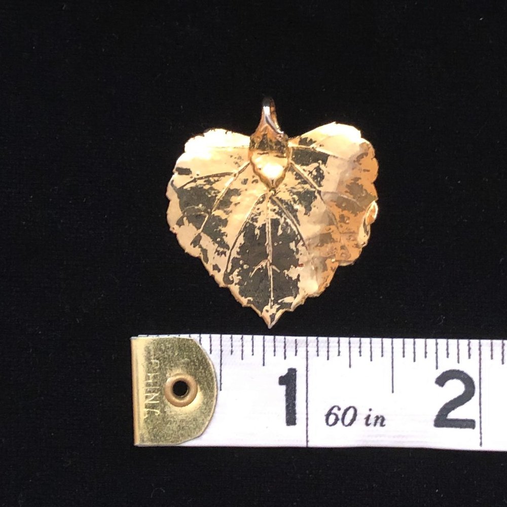 Vintage Gold Dipped Leaf Heart Necklace Pendant - image 2
